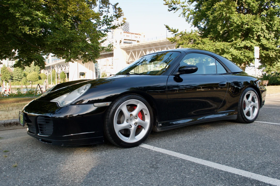 2004 Porsche 996 Carrera 4S - Image 12 of 31