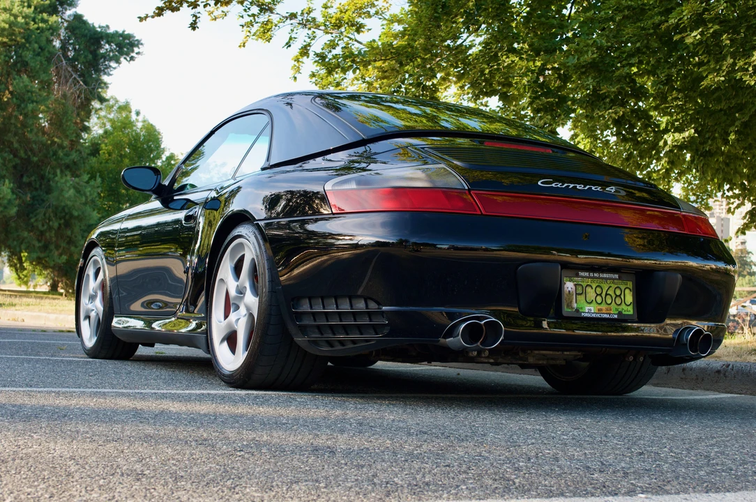 2004 Porsche 996 Carrera 4S - Image 24 of 31