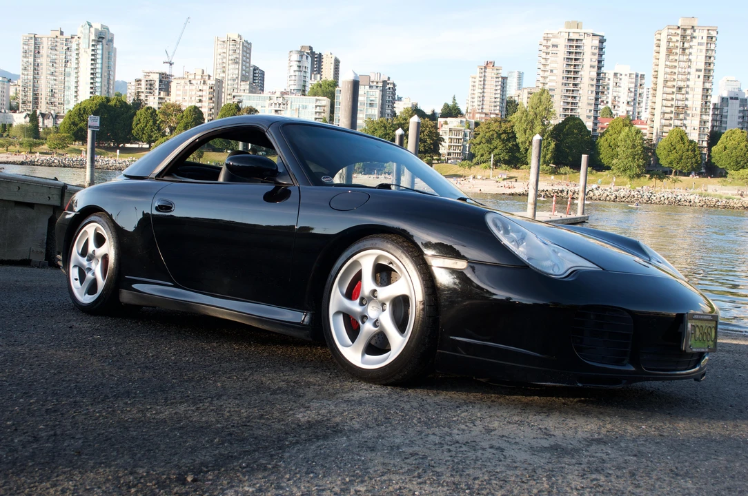2004 Porsche 996 Carrera 4S - Image 4 of 31
