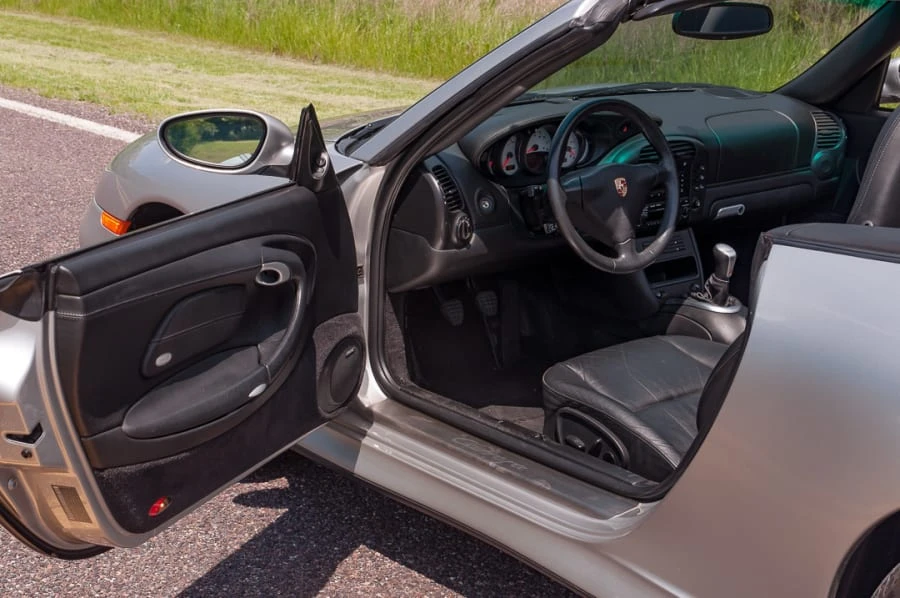 2004 Porsche 996 Carrera 4S - Image 4 of 31