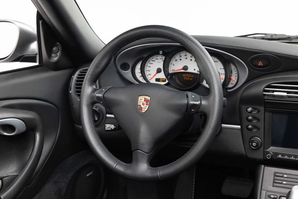2004 Porsche 996 Carrera 4S - Image 10 of 31