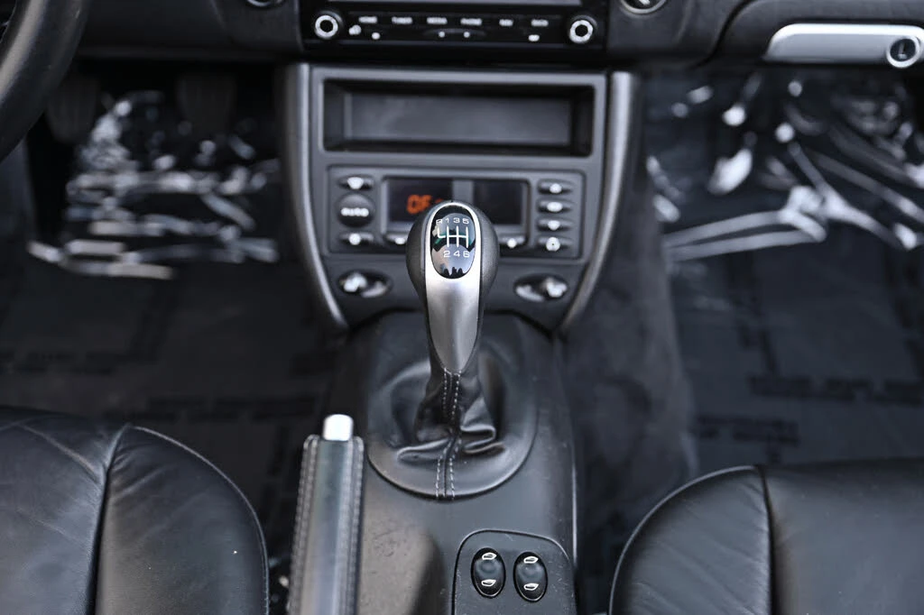 2004 Porsche 996 Carrera 4S - Image 24 of 31