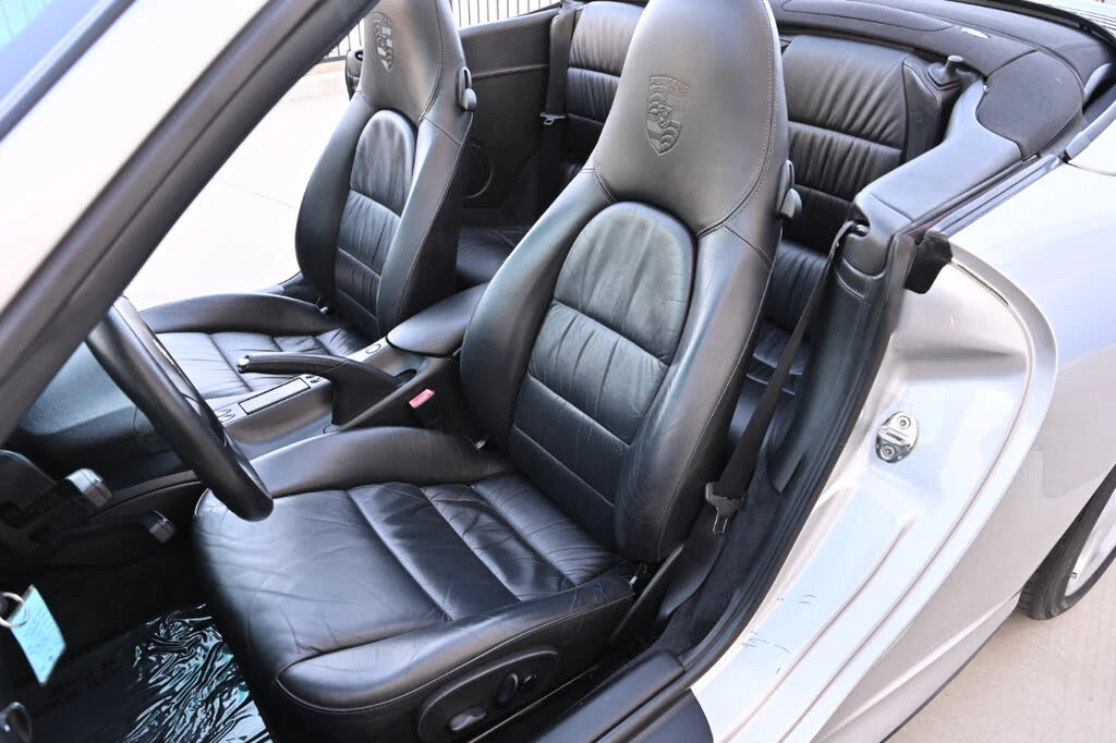 2004 Porsche 996 Carrera 4S - Image 18 of 31