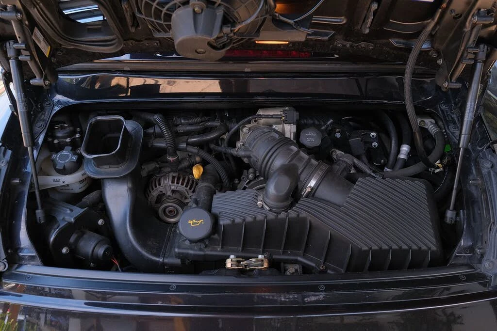 2004 Porsche 996 Carrera 4S - Image 9 of 31