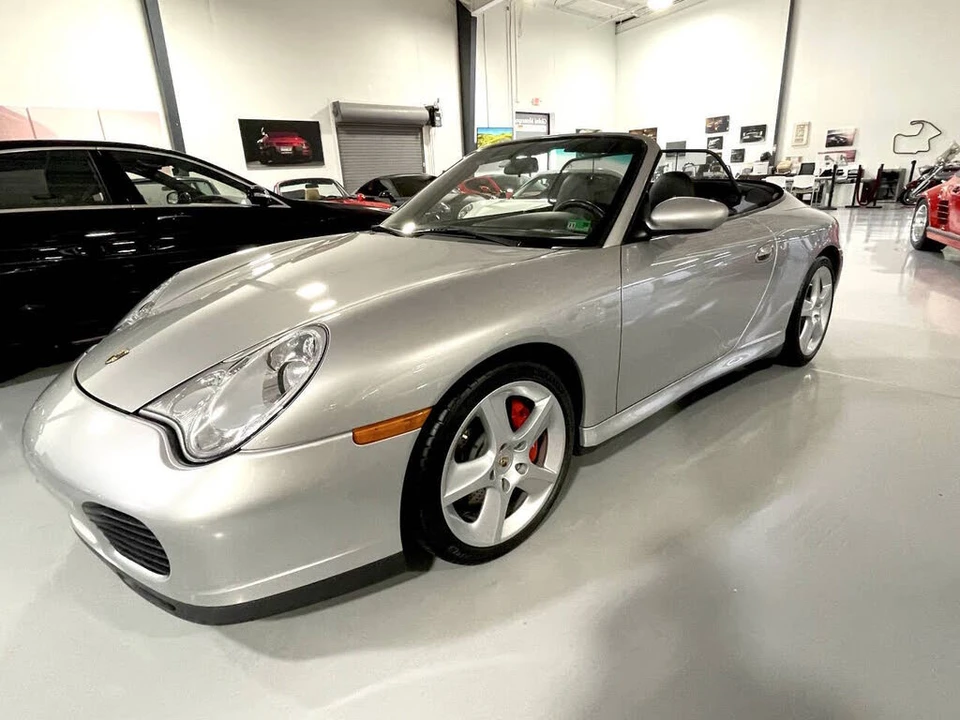 2004 Porsche 996 Carrera 4S - Image 12 of 31