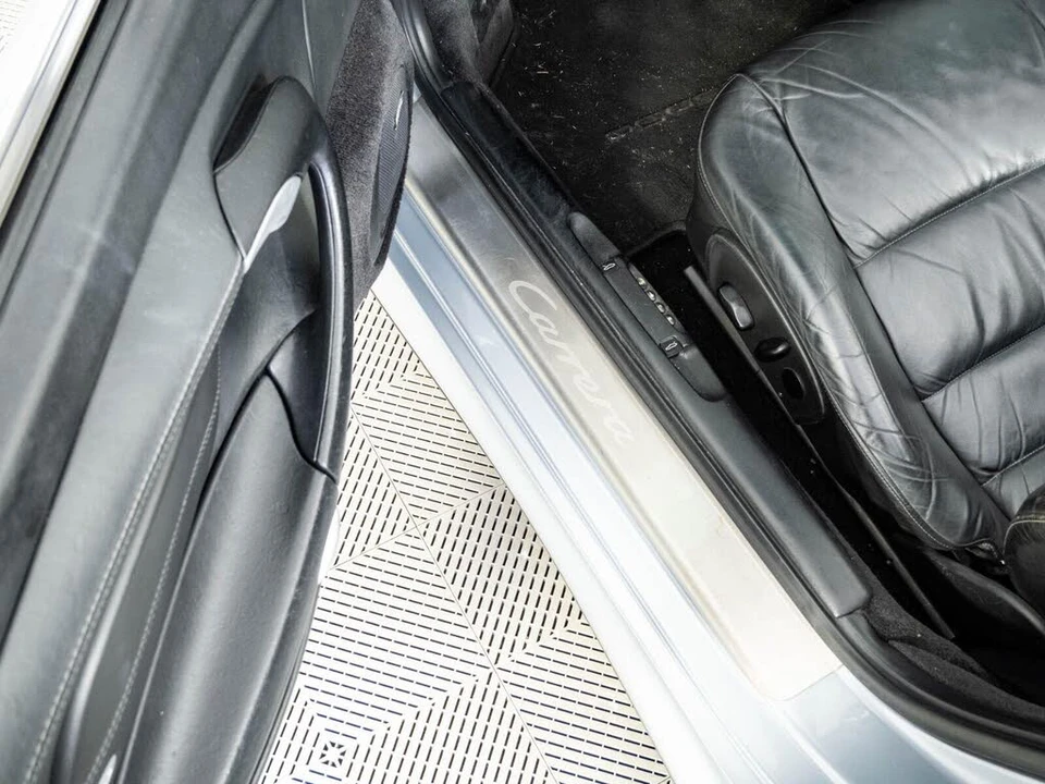 2004 Porsche 996 Carrera 4S - Image 8 of 29