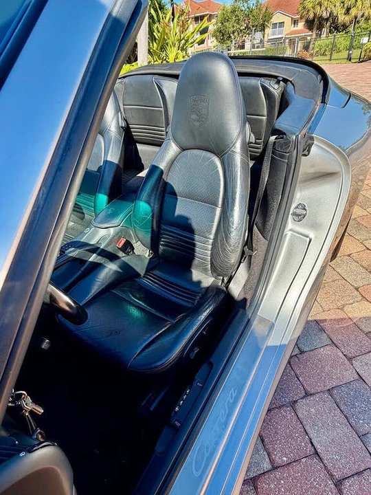 2004 Porsche 996 Carrera 4S - Image 17 of 31