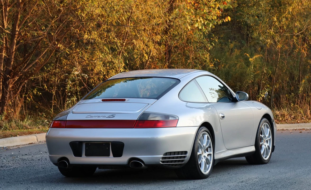 2004 Porsche 996 Carrera 4S - Image 22 of 31