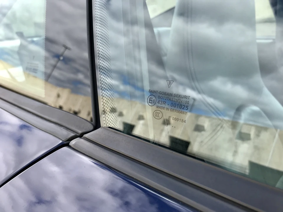 2004 Porsche 996 Carrera 4S - Image 28 of 31