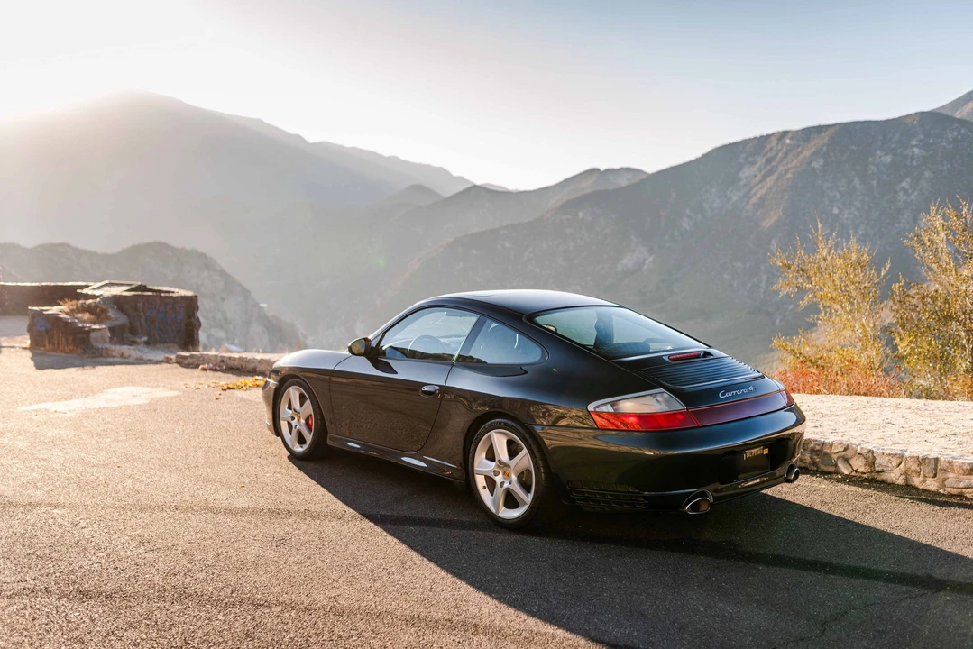 2004 Porsche 996 Carrera 4S - Image 8 of 31