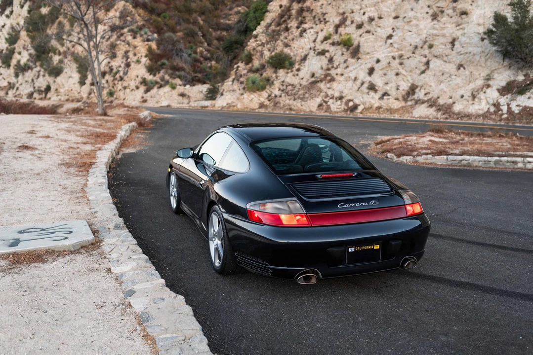 2004 Porsche 996 Carrera 4S - Image 13 of 31
