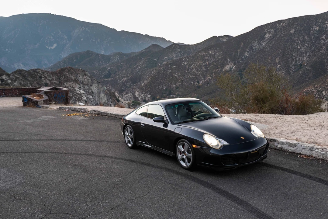 2004 Porsche 996 Carrera 4S - Image 25 of 31