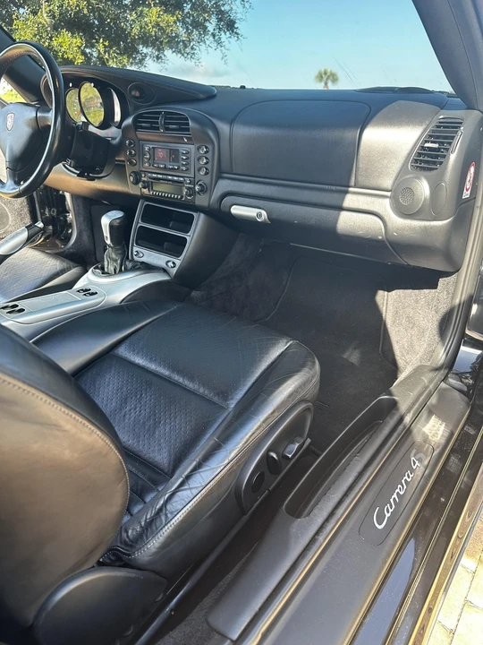 2004 Porsche 996 Carrera 4S - Image 27 of 31