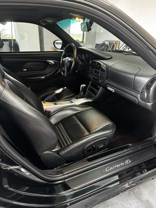 2004 Porsche 996 Carrera 4S - Image 25 of 31