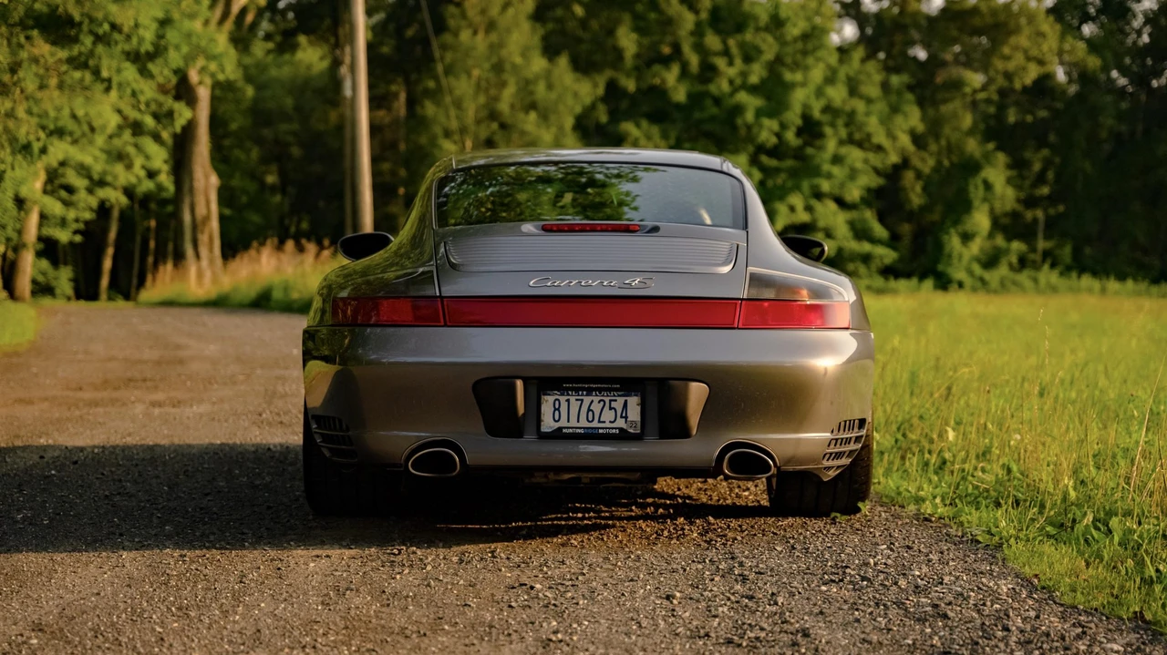 2004 Porsche 996 Carrera 4S - Image 21 of 31