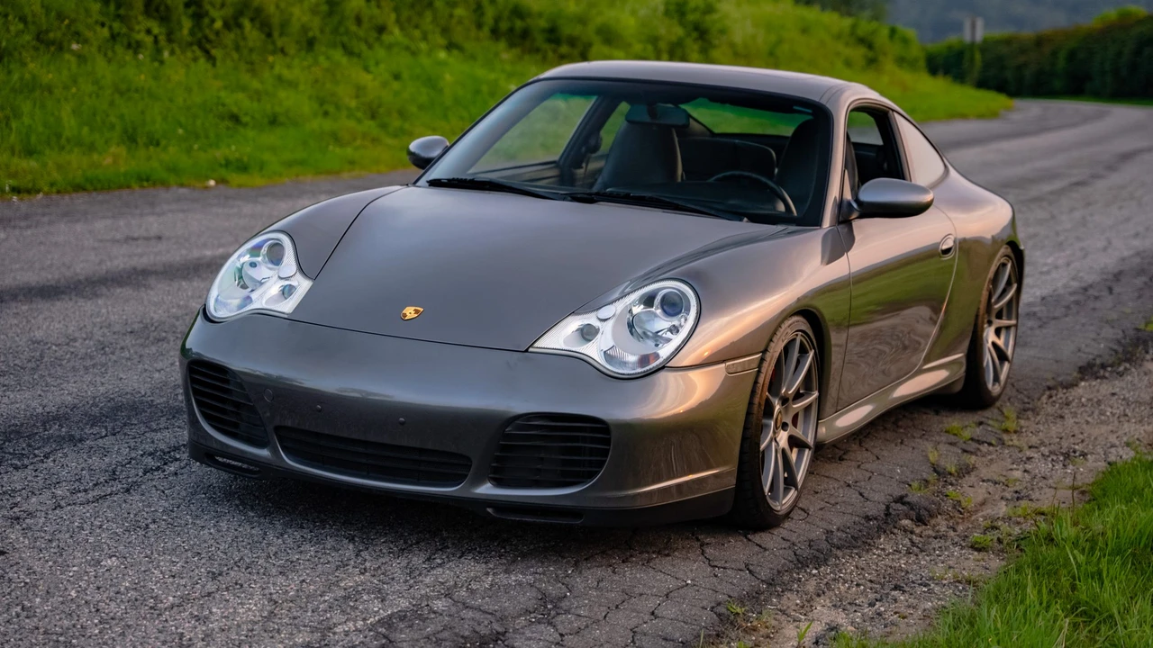 2004 Porsche 996 Carrera 4S - Image 7 of 31