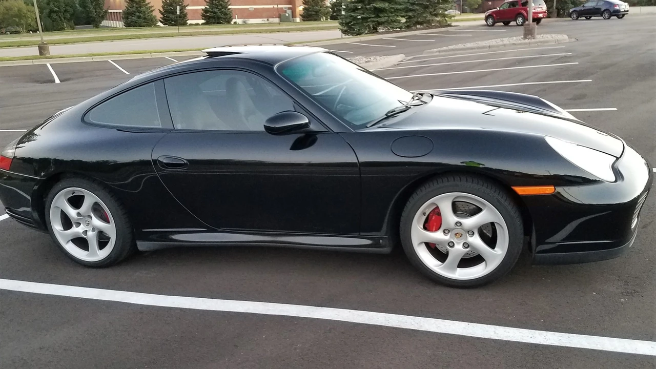 2004 Porsche 996 Carrera 4S - Image 16 of 31