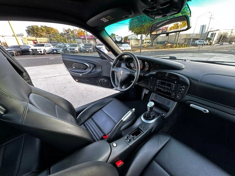 2004 Porsche 996 Carrera 4S - Image 19 of 31