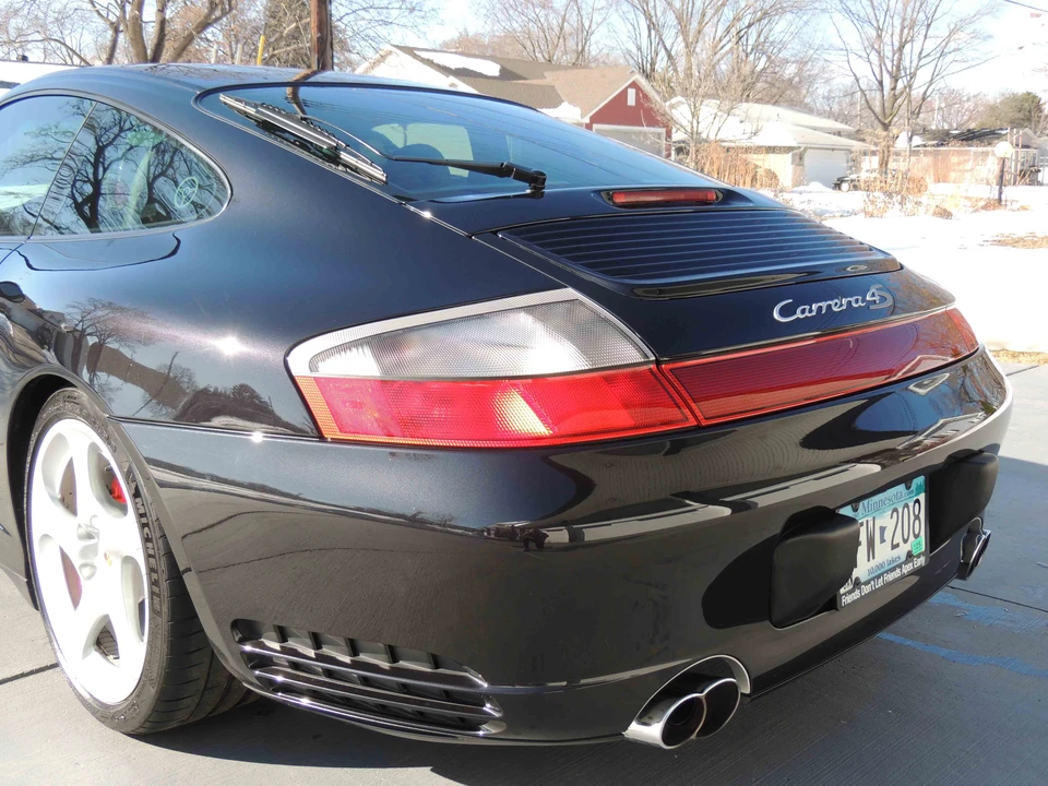 2004 Porsche 996 Carrera 4S - Image 11 of 31