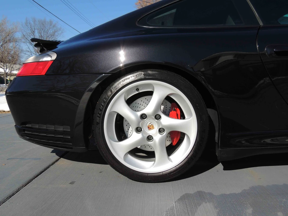 2004 Porsche 996 Carrera 4S - Image 15 of 31