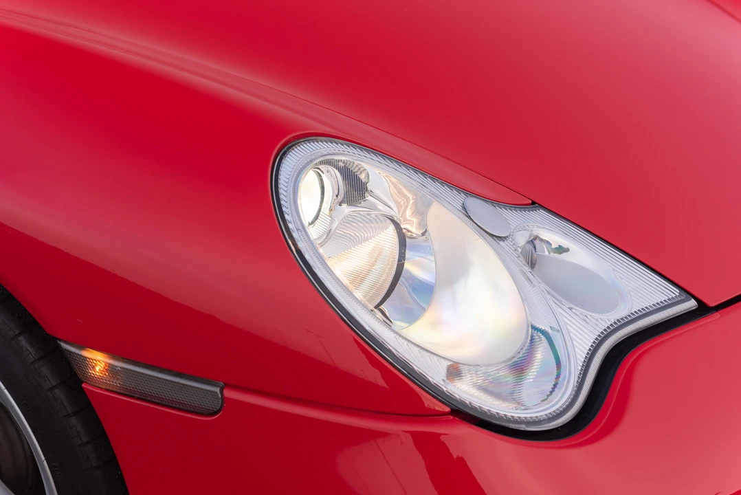 2004 Porsche 996 Carrera 4S - Image 25 of 31