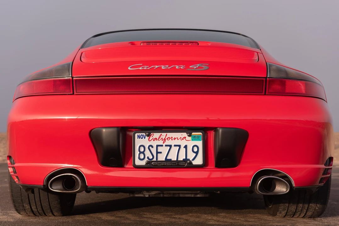 2004 Porsche 996 Carrera 4S - Image 13 of 31