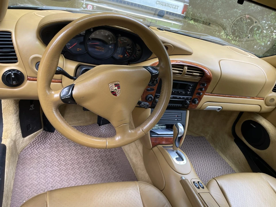 2004 Porsche 996 Carrera 4S - Image 23 of 31