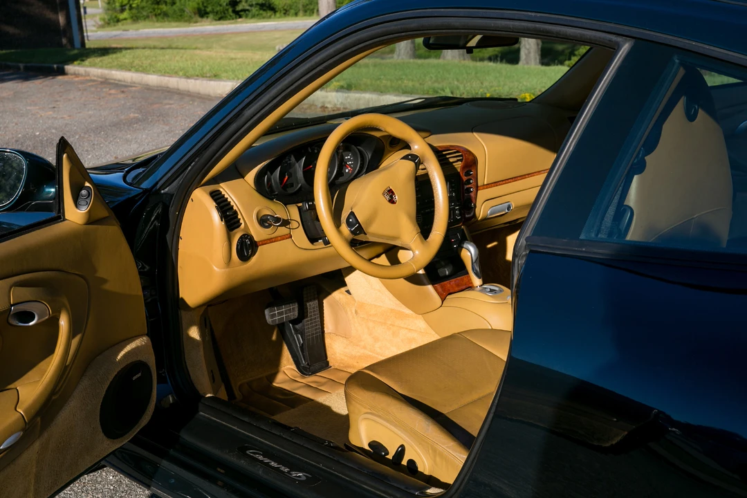 2004 Porsche 996 Carrera 4S - Image 22 of 31