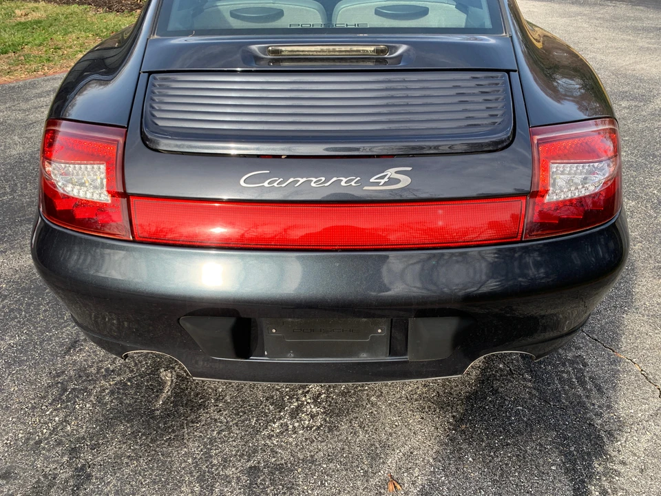 2004 Porsche 996 Carrera 4S - Image 23 of 31