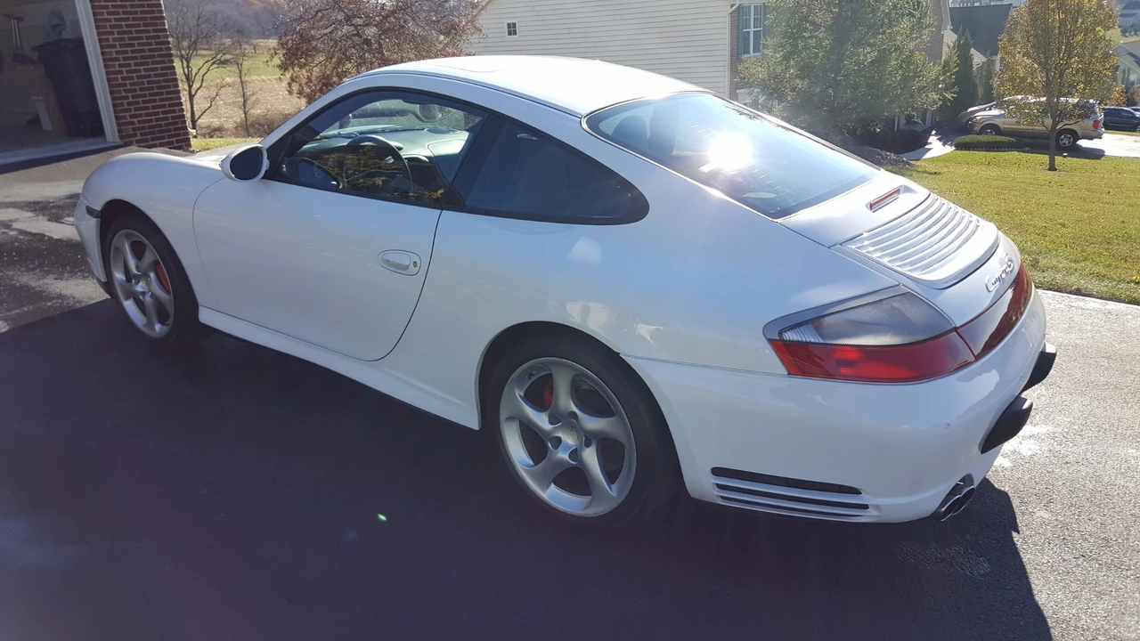 2004 Porsche 996 Carrera 4S - Image 11 of 31