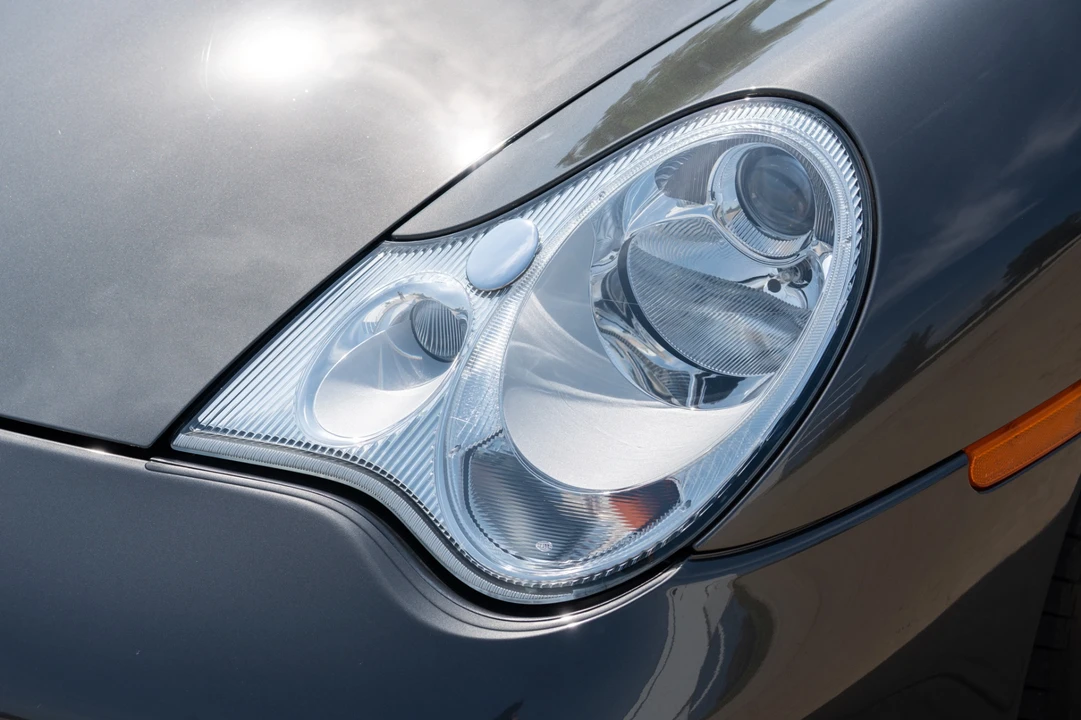 2004 Porsche 996 Carrera 4S - Image 17 of 31