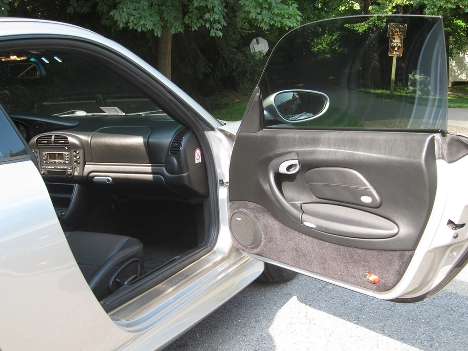 2004 Porsche 996 Carrera - Image 10 of 20