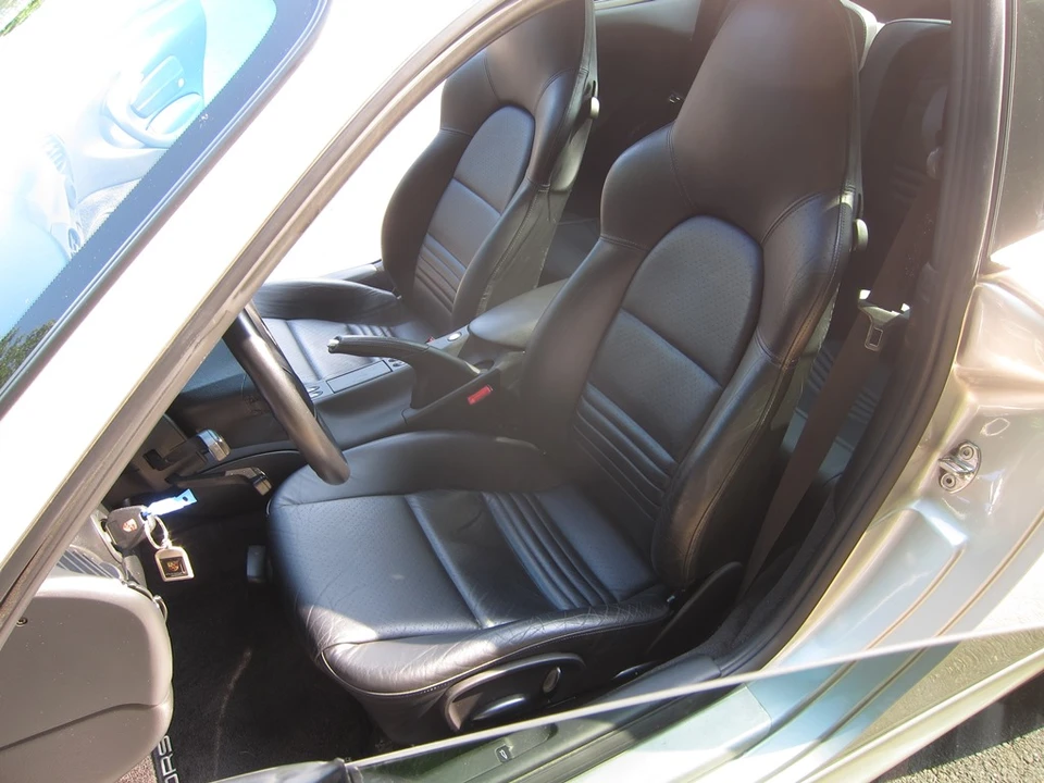 2004 Porsche 996 Carrera - Image 13 of 20