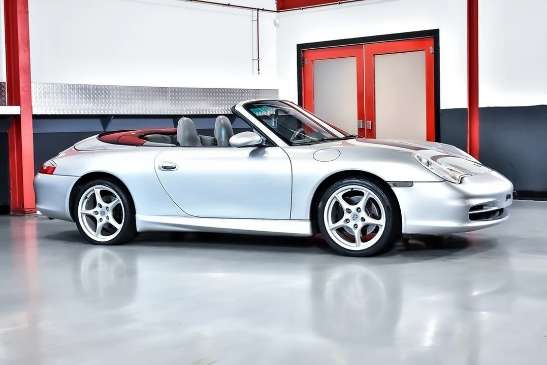 2004 Porsche 996 Carrera - Image 12 of 30