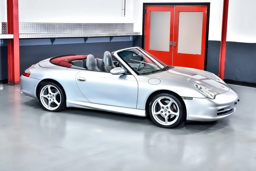 2004 Porsche 996 Carrera - Image 10 of 30