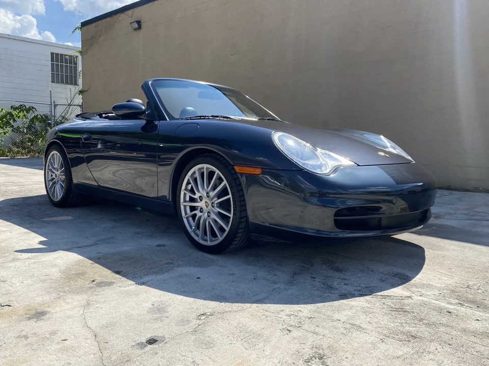 2004 Porsche 996 Carrera - Image 10 of 31
