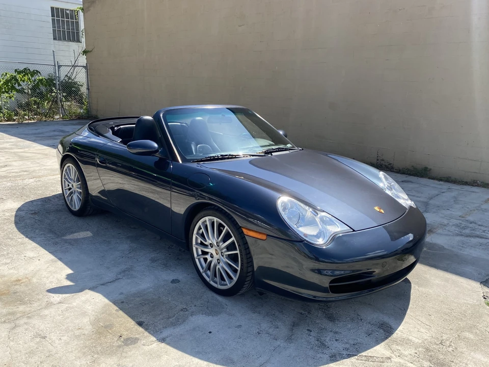 2004 Porsche 996 Carrera - Image 9 of 31