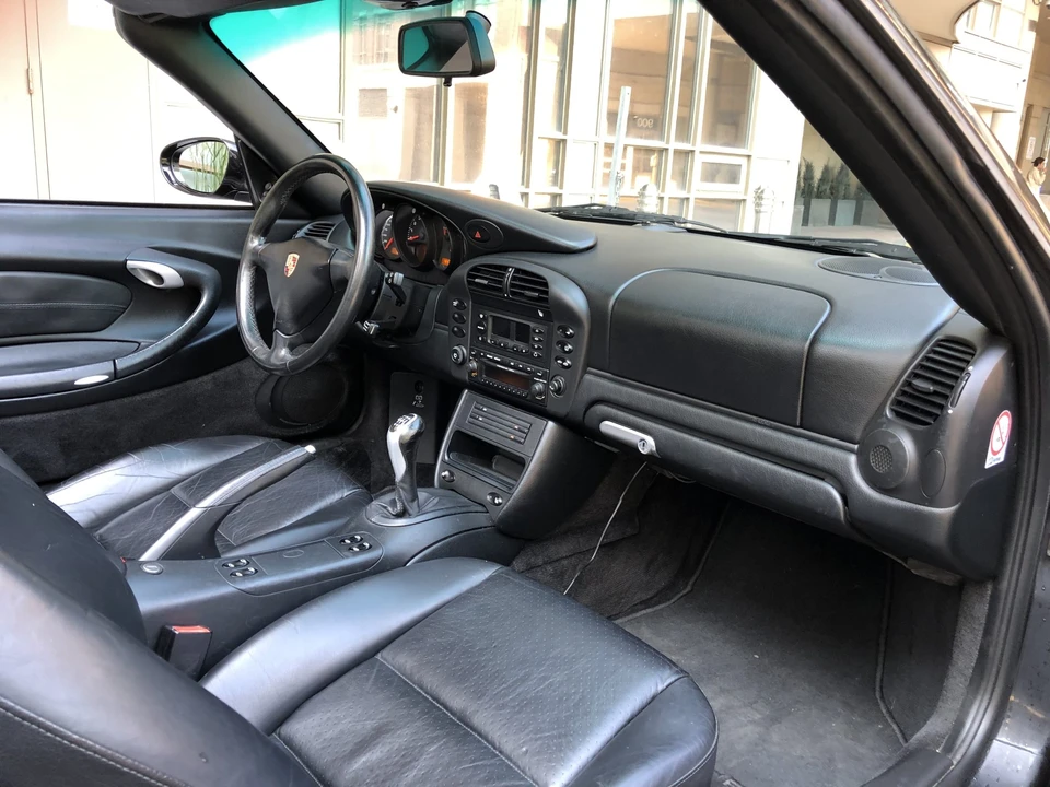 2004 Porsche 996 Carrera - Image 29 of 31