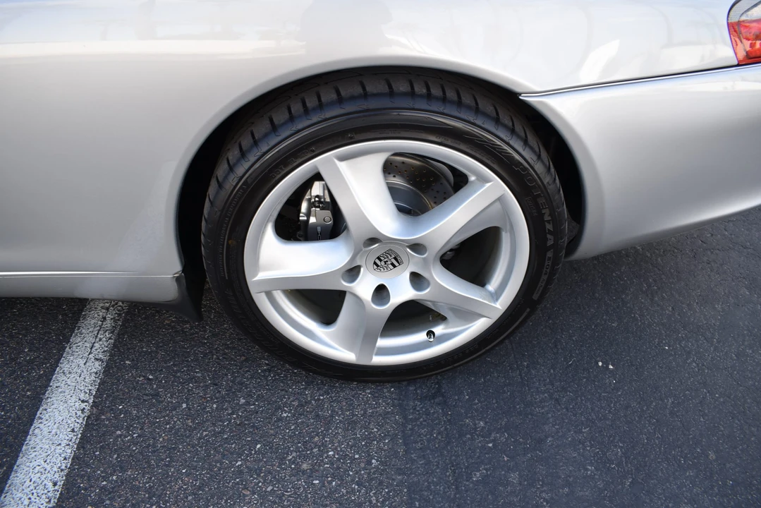 2004 Porsche 996 Carrera - Image 27 of 31