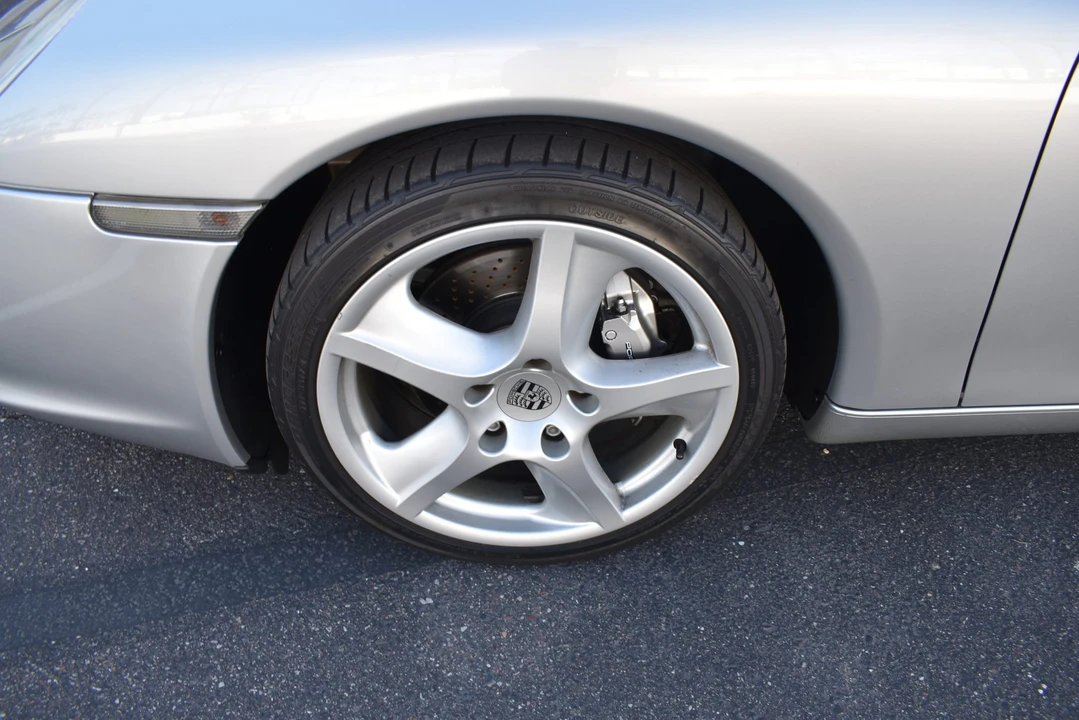 2004 Porsche 996 Carrera - Image 26 of 31
