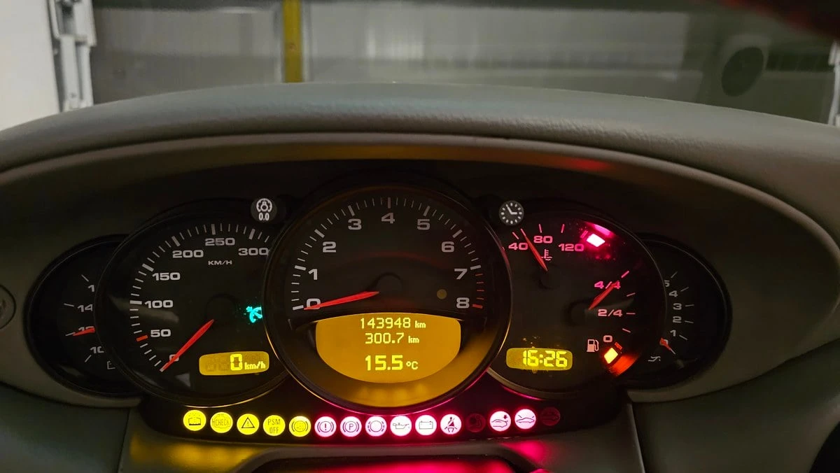 2004 Porsche 996 Carrera - Image 15 of 30