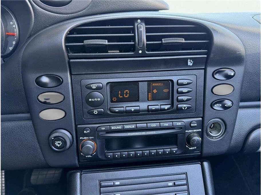 2004 Porsche 996 Carrera - Image 22 of 31