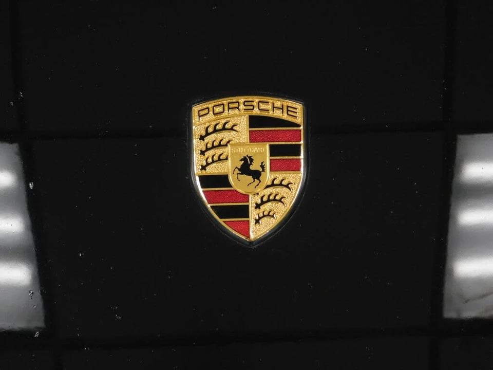 2004 Porsche 996 Carrera - Image 26 of 31