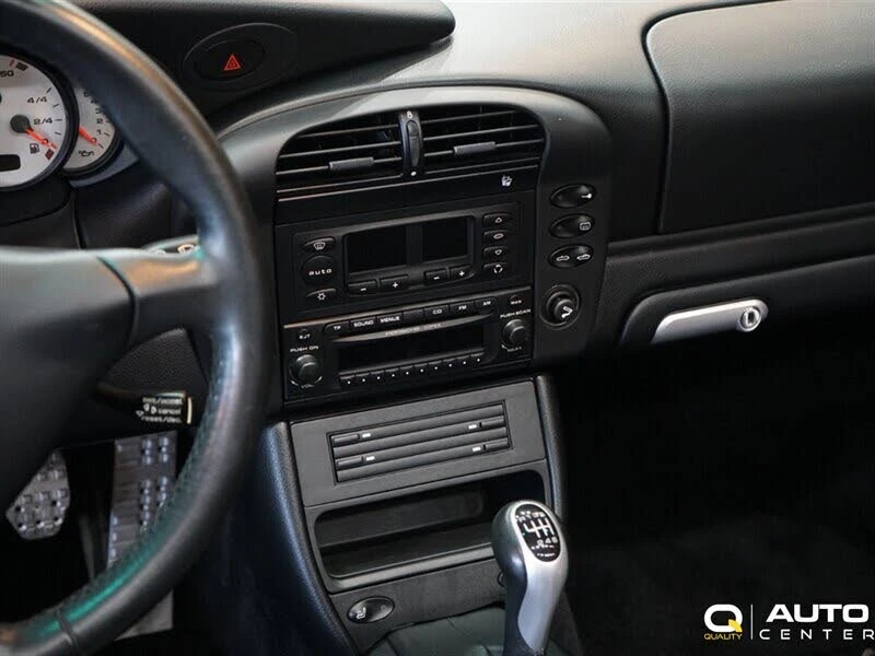 2004 Porsche 996 Carrera - Image 25 of 31