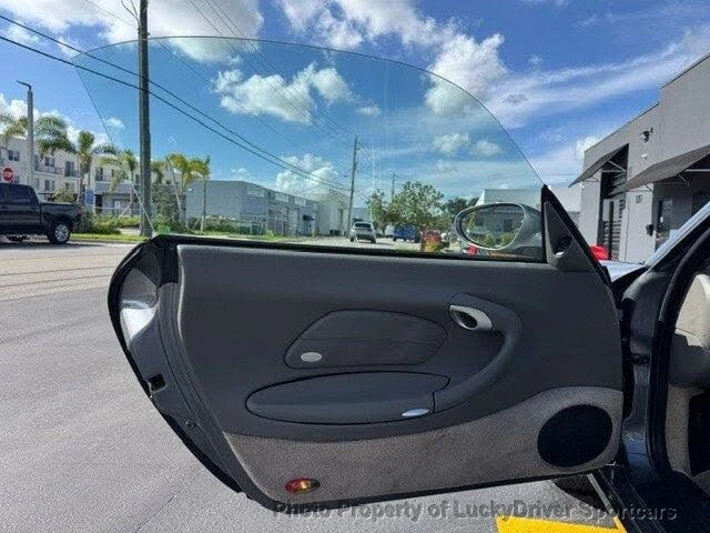 2004 Porsche 996 Carrera - Image 23 of 31