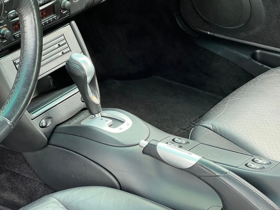 2004 Porsche 996 Carrera - Image 28 of 31