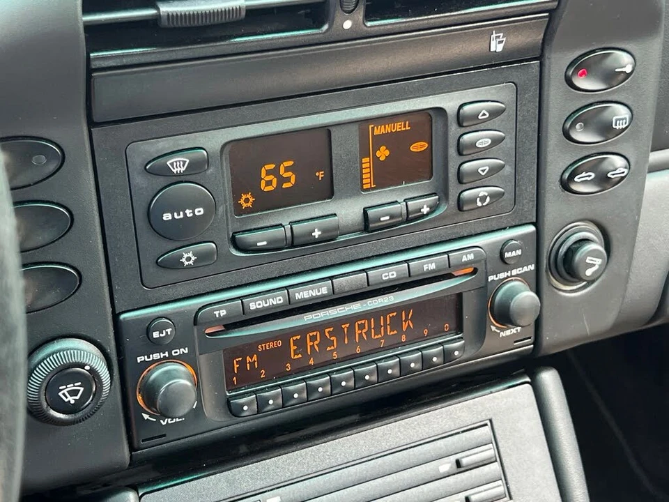 2004 Porsche 996 Carrera - Image 26 of 31
