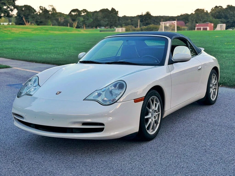 2004 Porsche 996 Carrera - Image 9 of 31