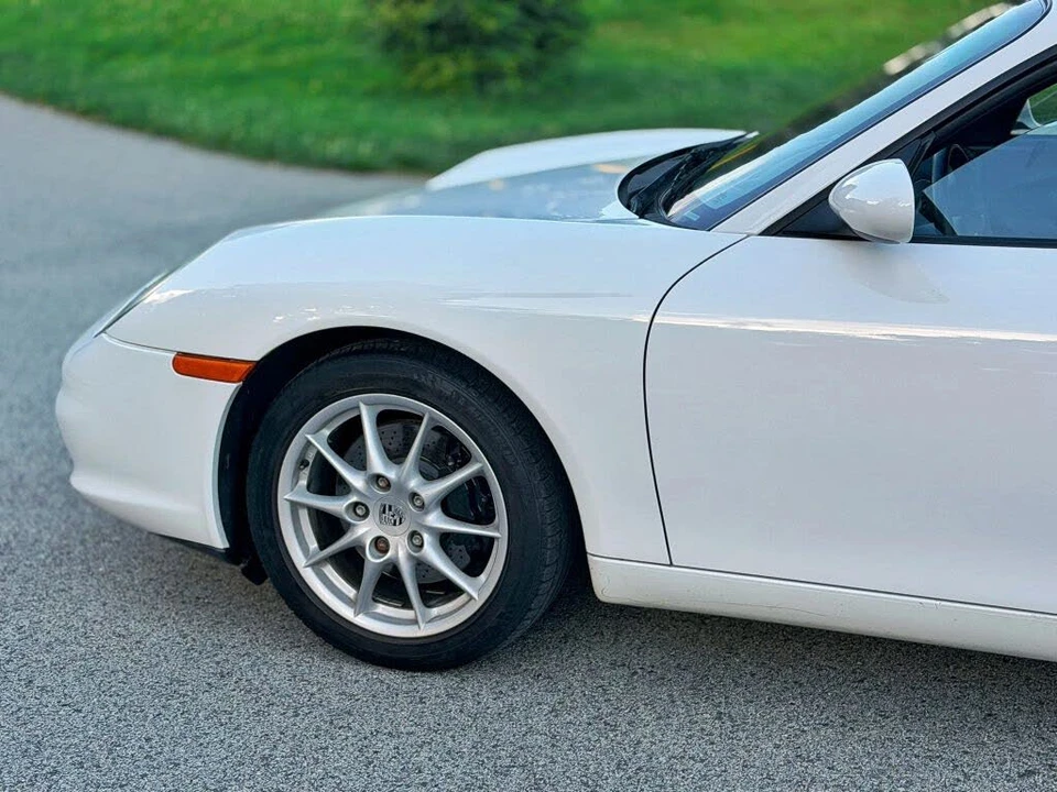 2004 Porsche 996 Carrera - Image 12 of 31