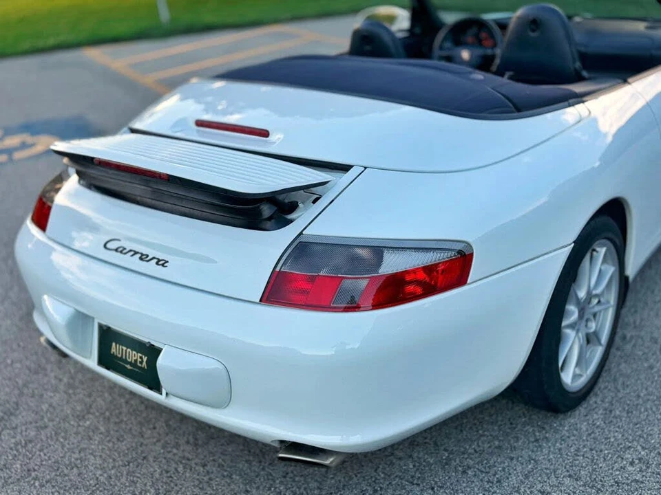 2004 Porsche 996 Carrera - Image 25 of 31